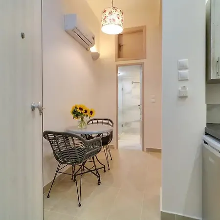 Acropolis #12 @museum And Metro By Ermoufashionsuites Apartamento Atenas